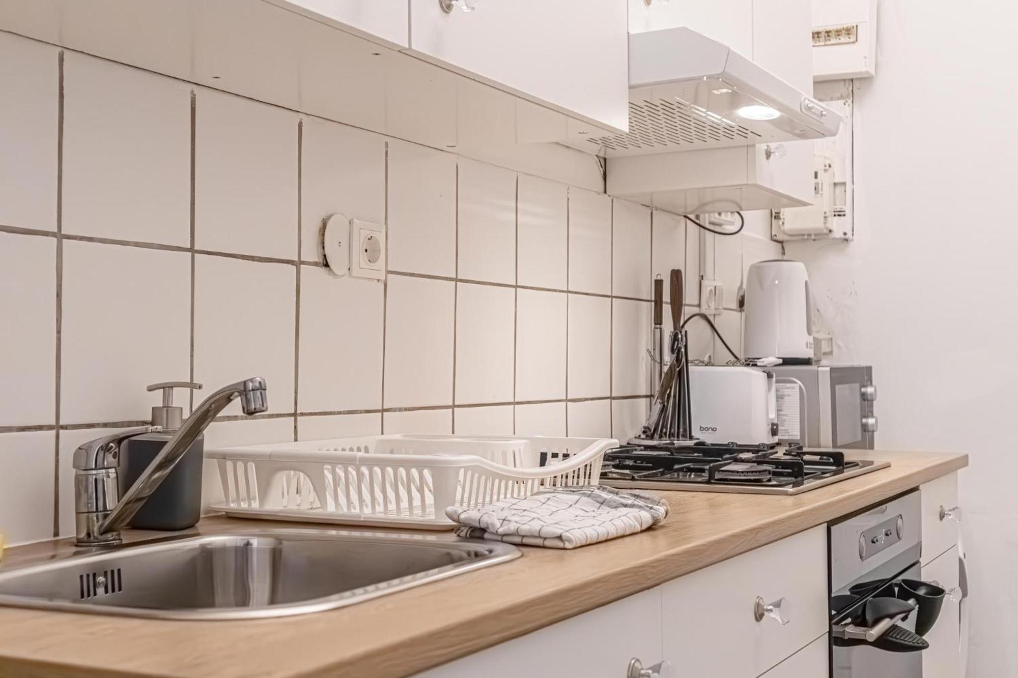 ウィーンBudget-Friendly 2Br Apt With Great Locationアパートメント エクステリア 写真