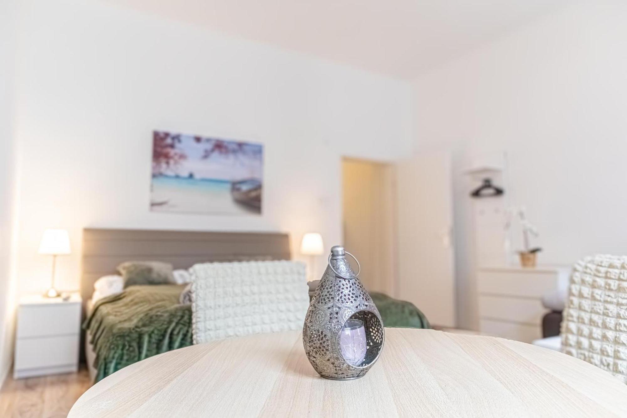 ウィーンBudget-Friendly 2Br Apt With Great Locationアパートメント エクステリア 写真